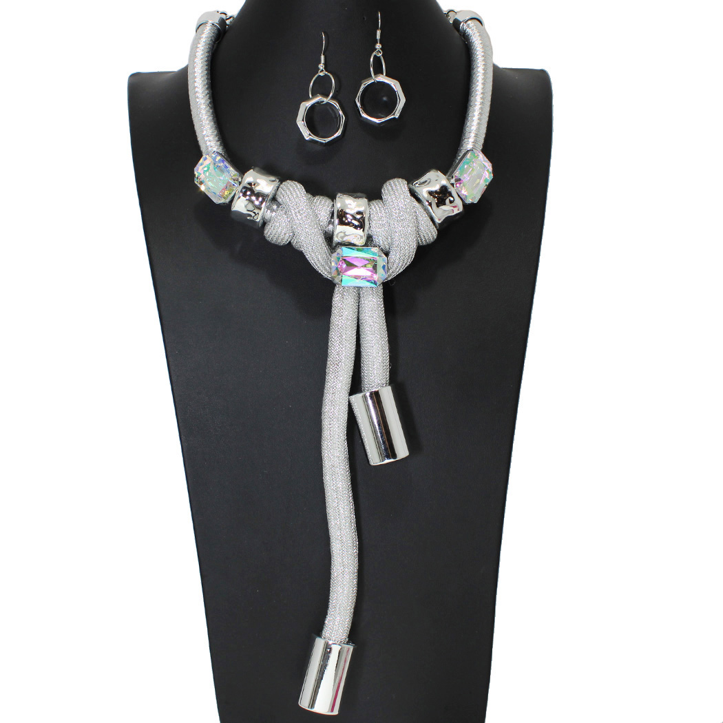 Silver Knot Necklace Set