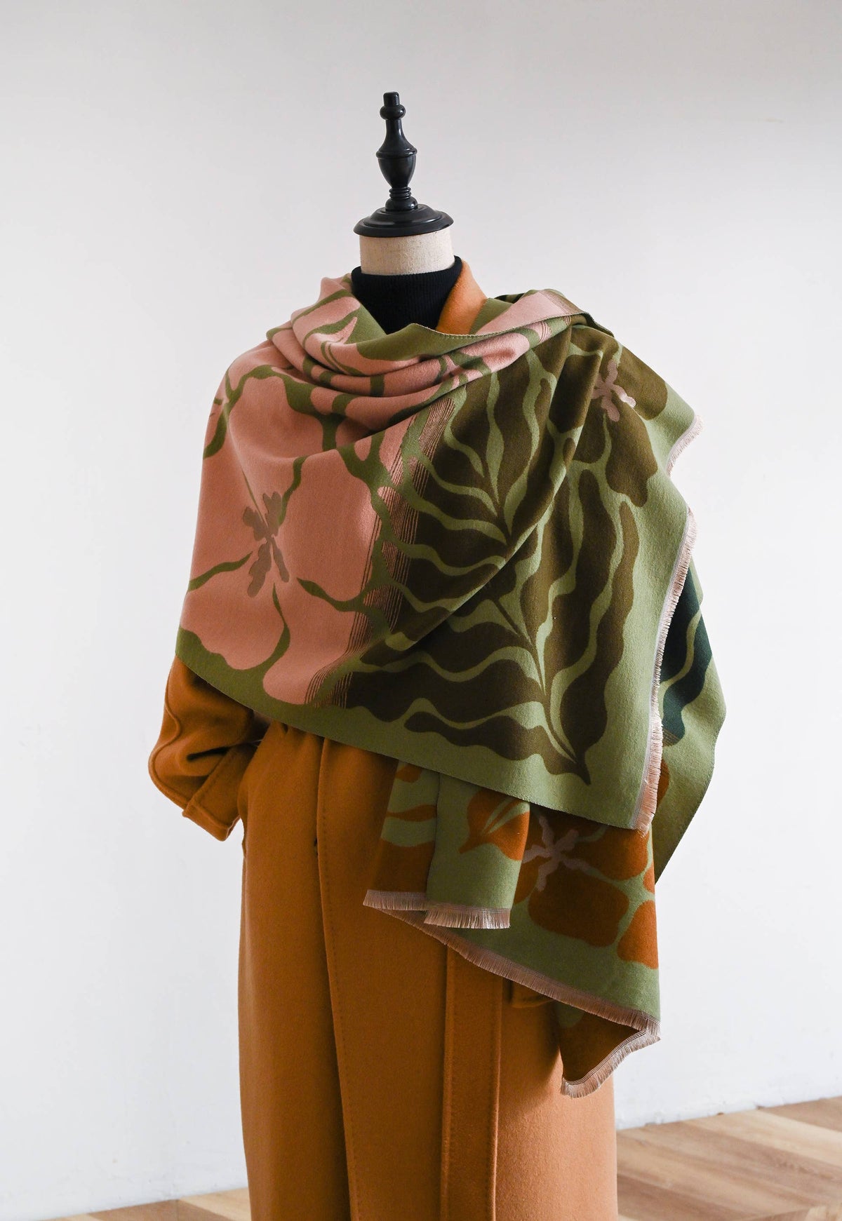 Green / Pink Marsh Fern Reversible Wrap