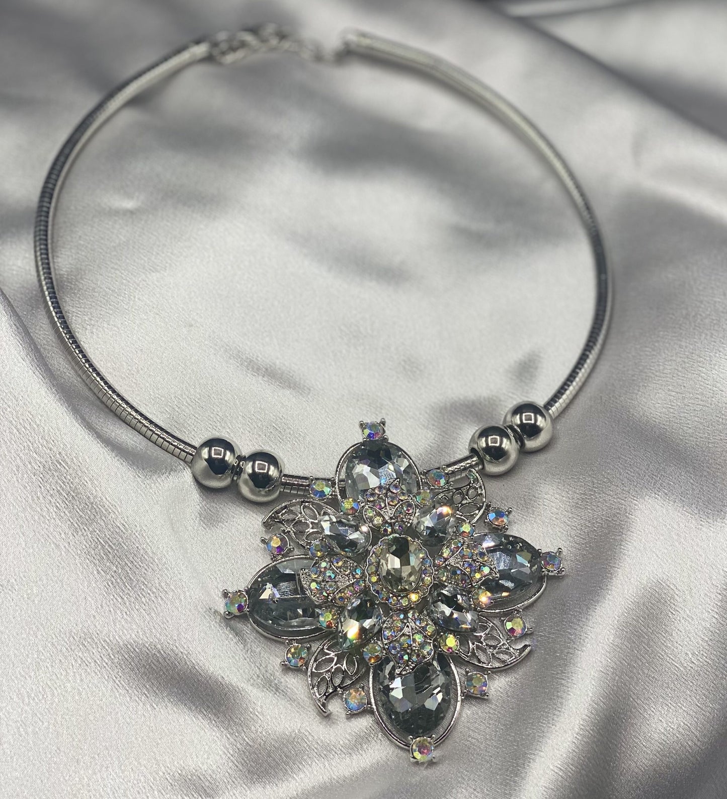 Flower Embellished Statement Necklace