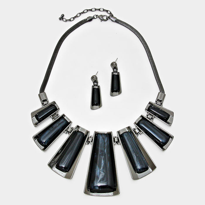 Epoxy Metal Chain Necklace