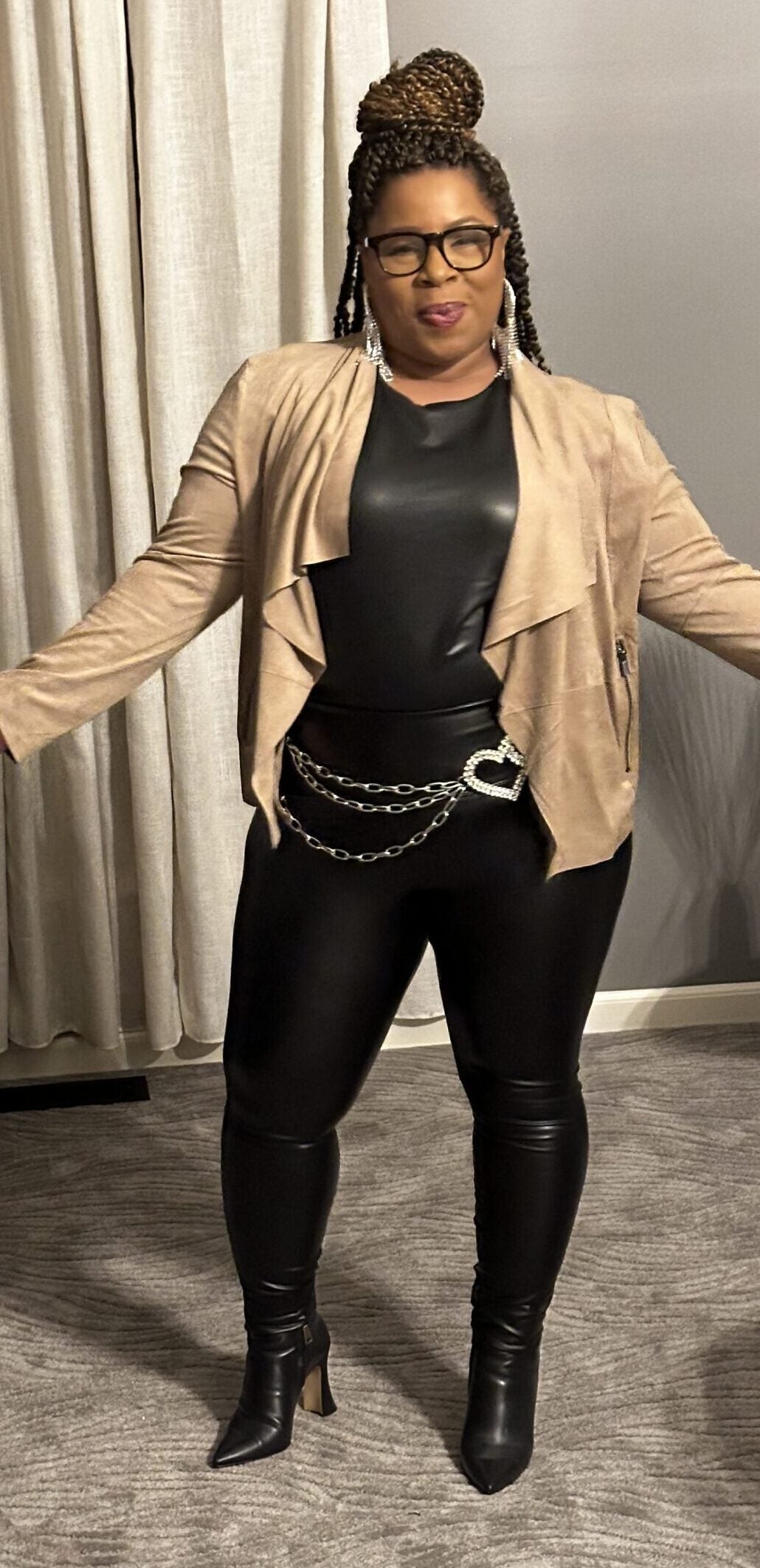 Rhinestone Paved Side Double Open Heart Chain Belt