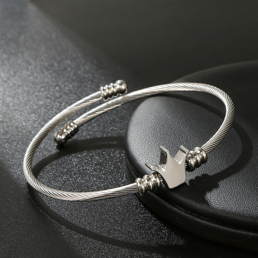 Queen Bracelet