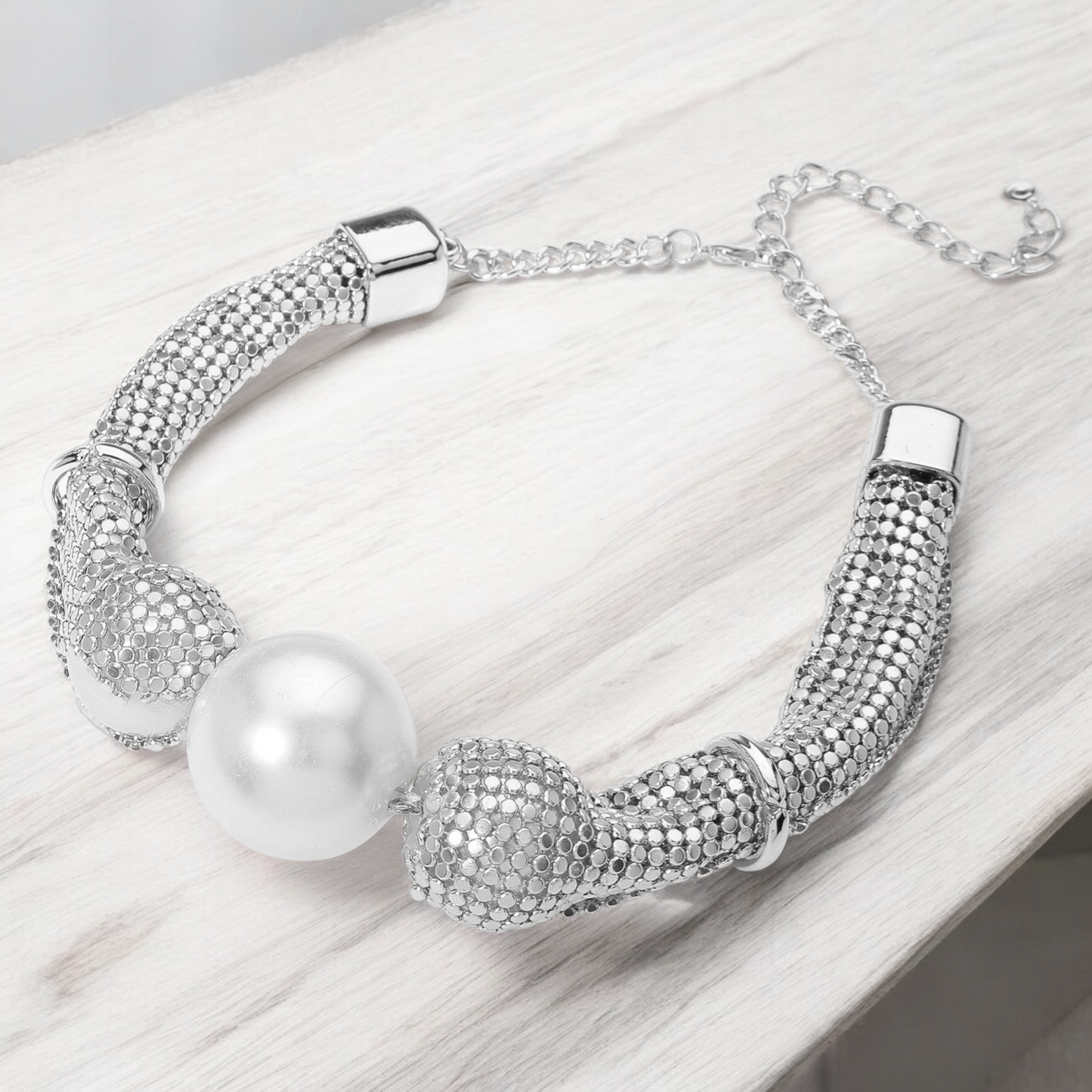 Silver Mesh and Pearl Necklace Set