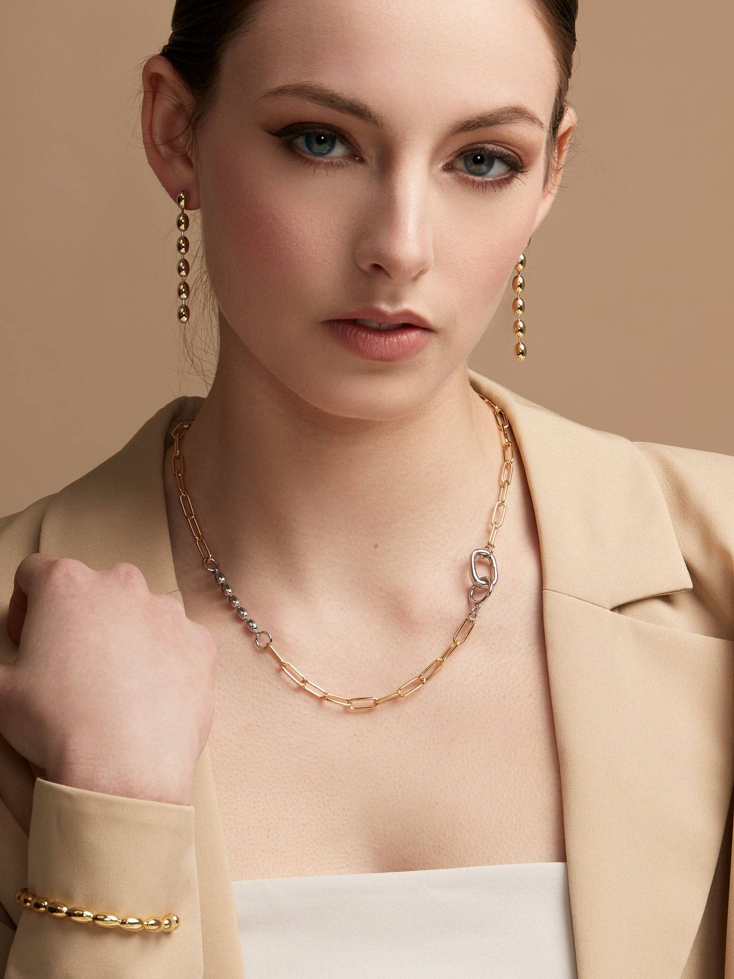 Two Tone Beaded Mixed Link Collar Necklace: Gold/Silver