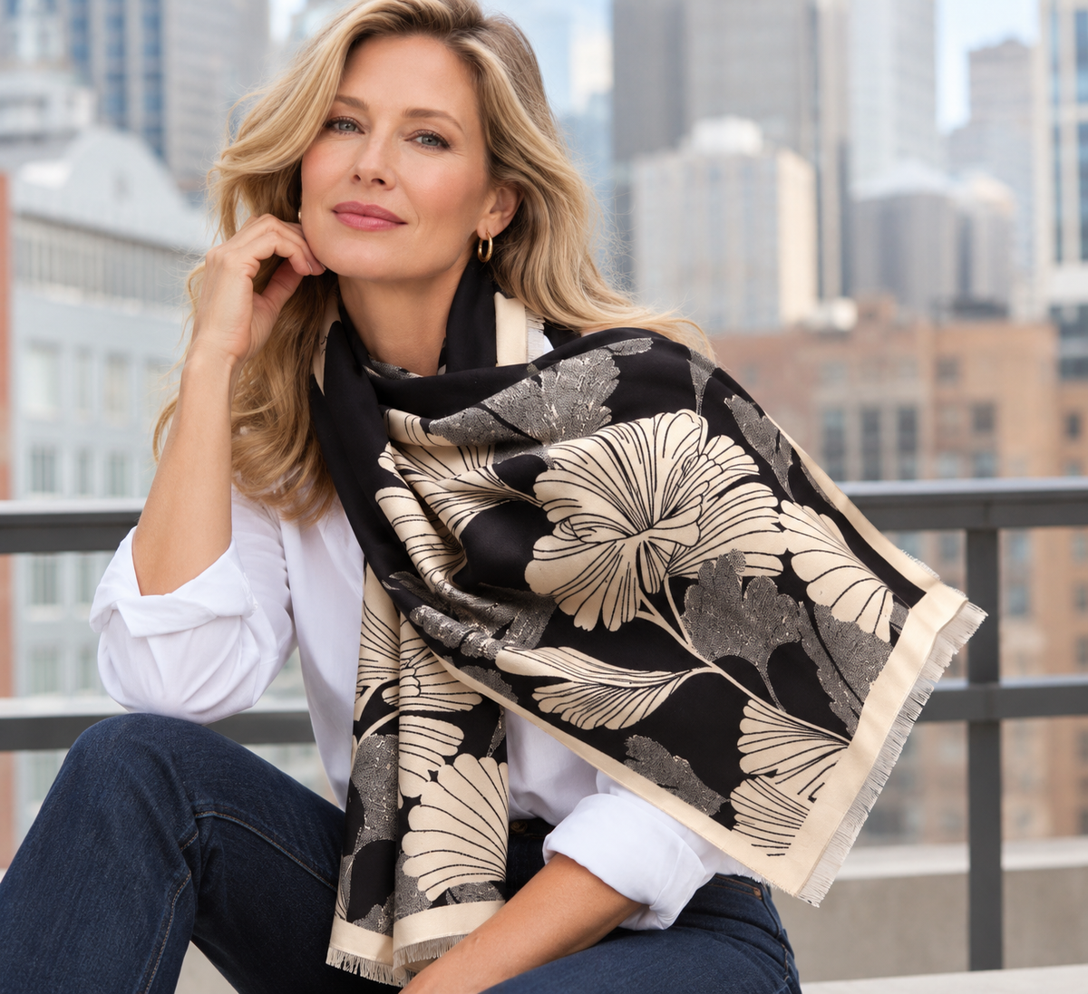 Black / Cream Large Ginkgo Reversible Wrap