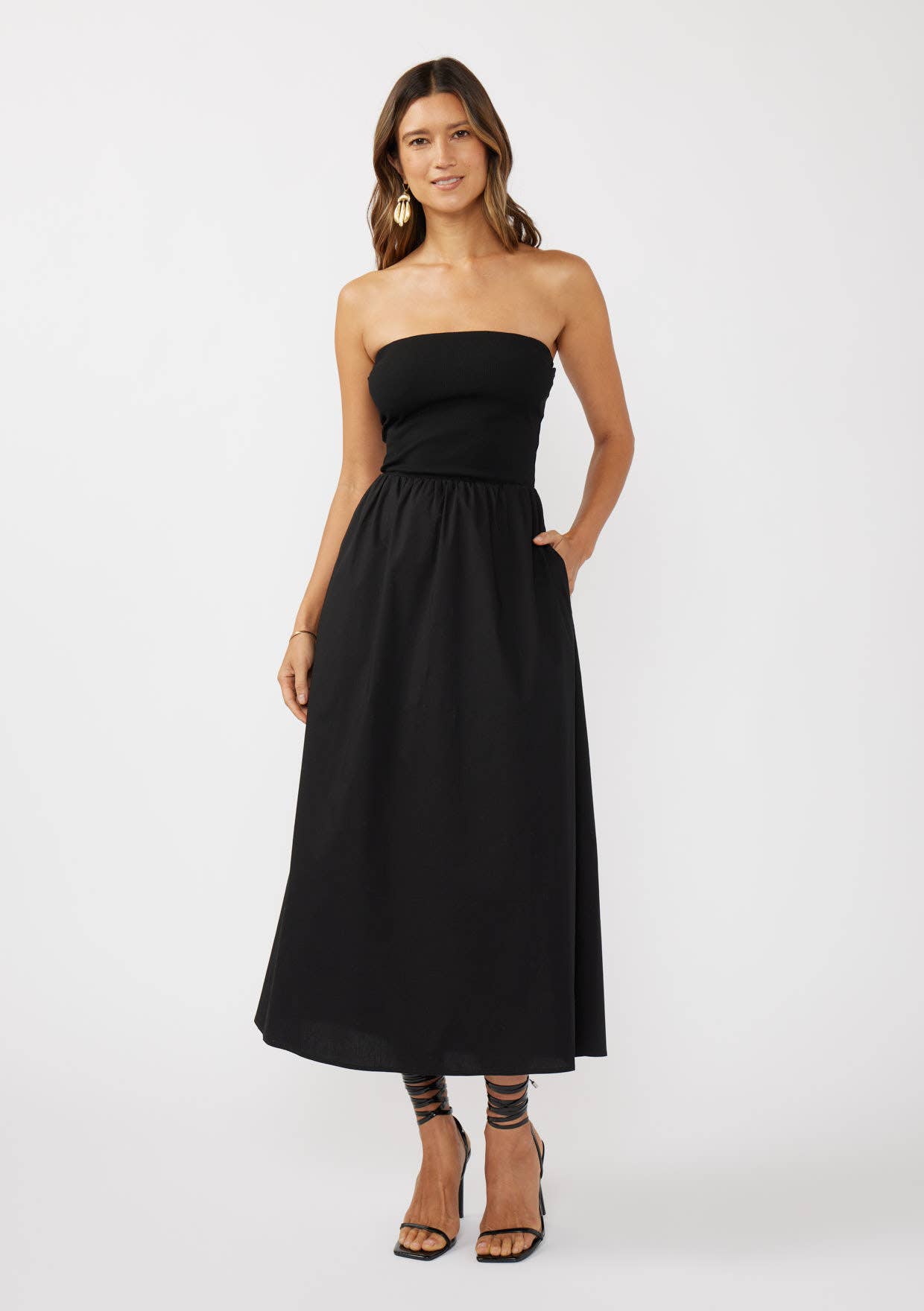 Strapless Tube Maxi Dress with Side Pockets: Black / L