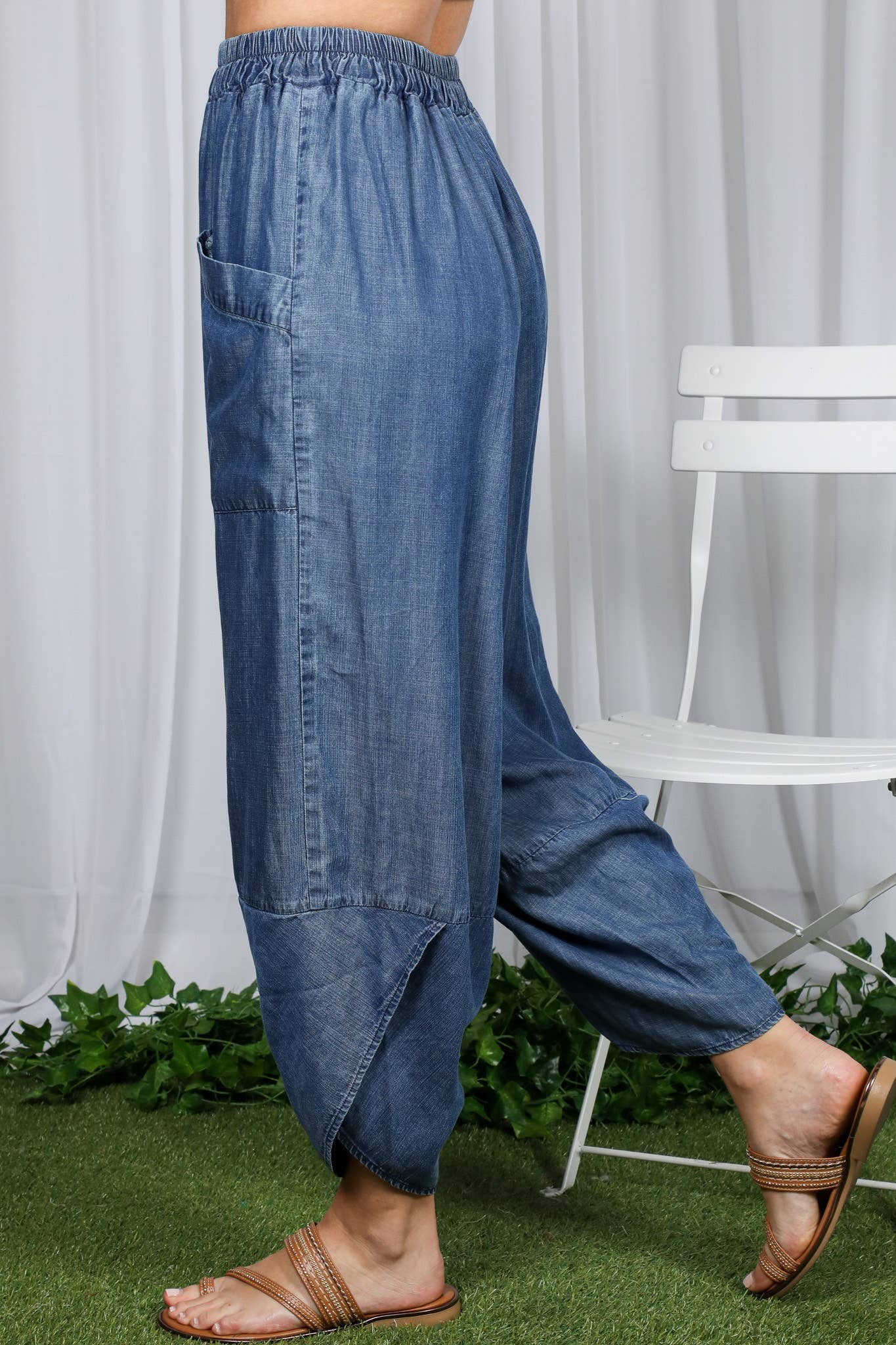 High-Waisted Chambray Barrel Pants | Relaxed Fit Women's Pants