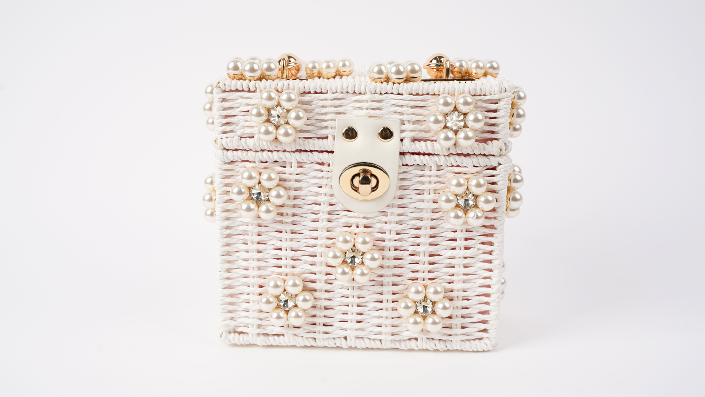 Wicker Bucket Bag with Bejeweled Daisy Flowers