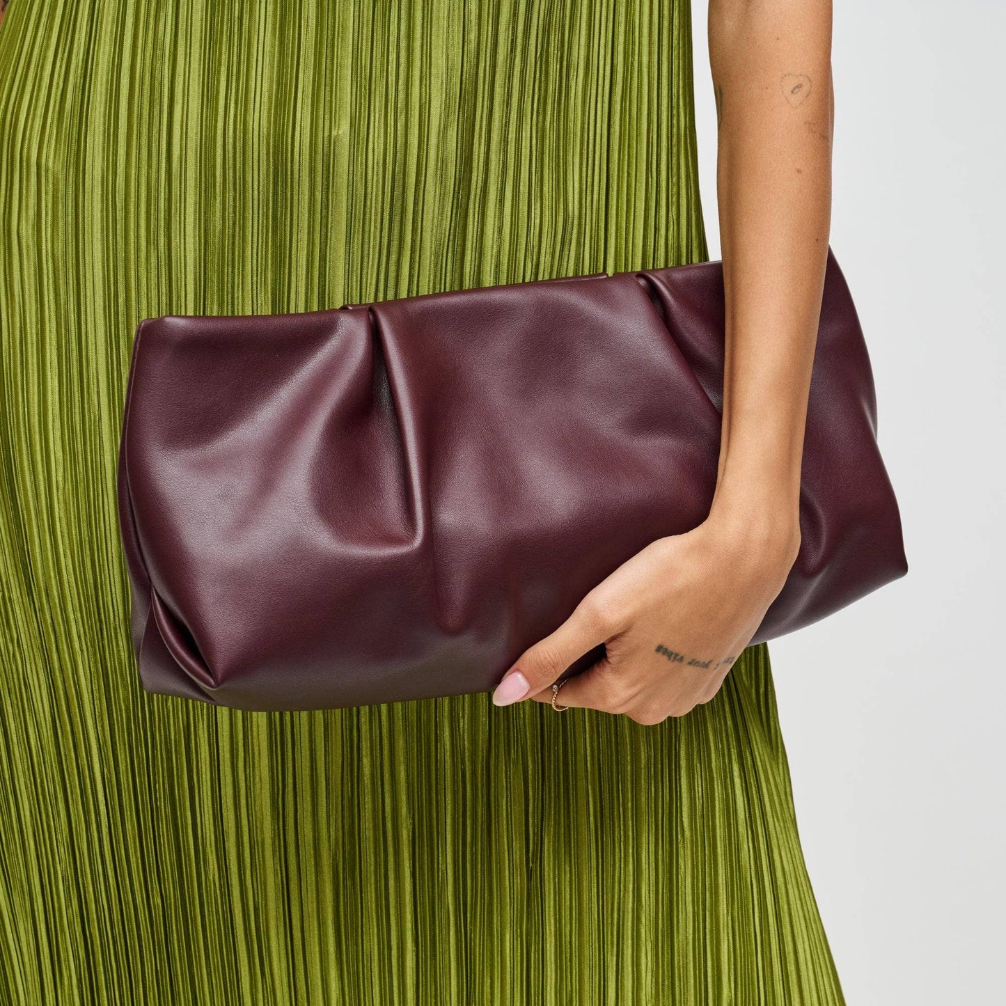 Pleated Vegan Leather Frame Clutch: Red