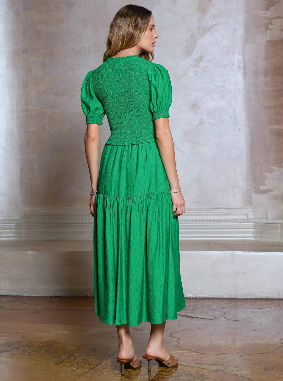 Smocked Short Sleeve Tiered Midi Dress: Spring Green