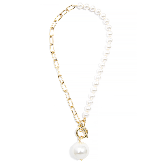 Pearl necklace with a gold clasp on a white background