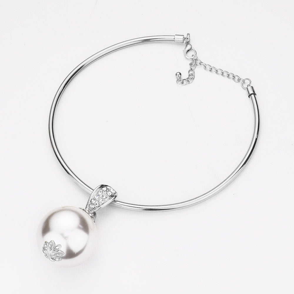 Pearl Pendant Necklace