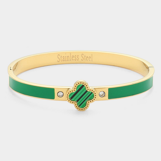Women’s Green Clover Bracelet – Gold Plated Stainless Steel Bangle with Enamel & Sparkle Accents